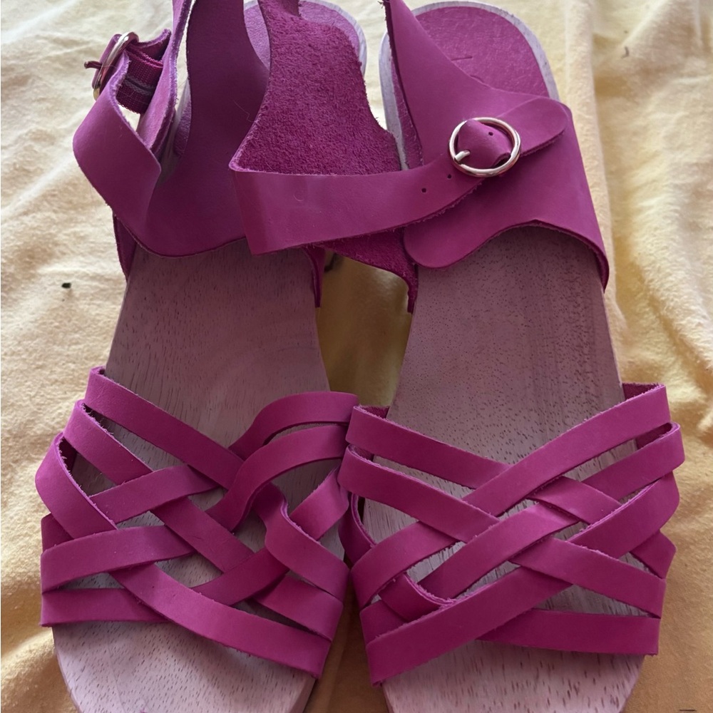Women's Fuchsia Strappy Sandals - Comfortable Summer Style